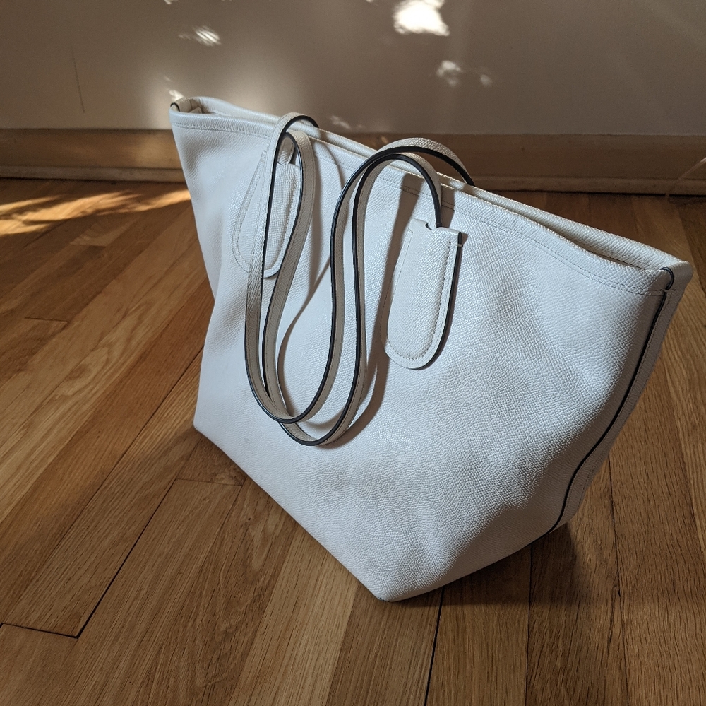 Coach Tote - image 7